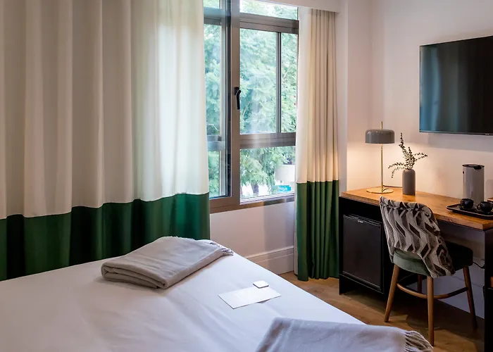 Cosmo Boutique Hotel 3*