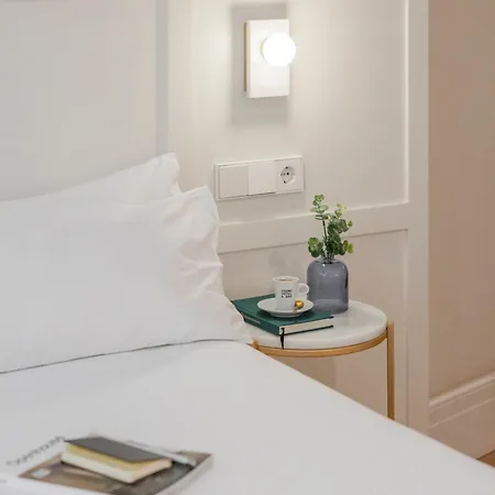 Hotel Mate Cosmo - Centre, 3*