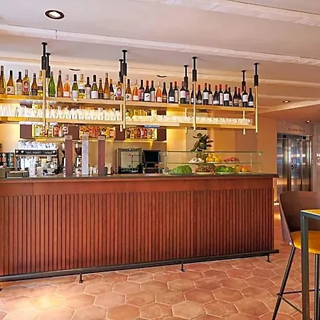 Hotel Mate Cosmo - Centre,