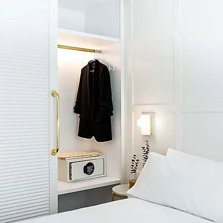 Mate Cosmo - Centre, Hotel 3*