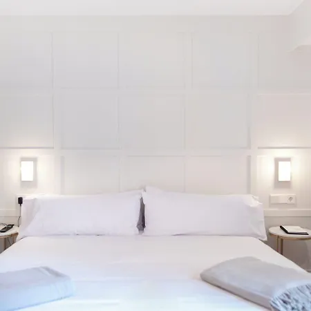 Hotel Mate Cosmo - Centre, 3*