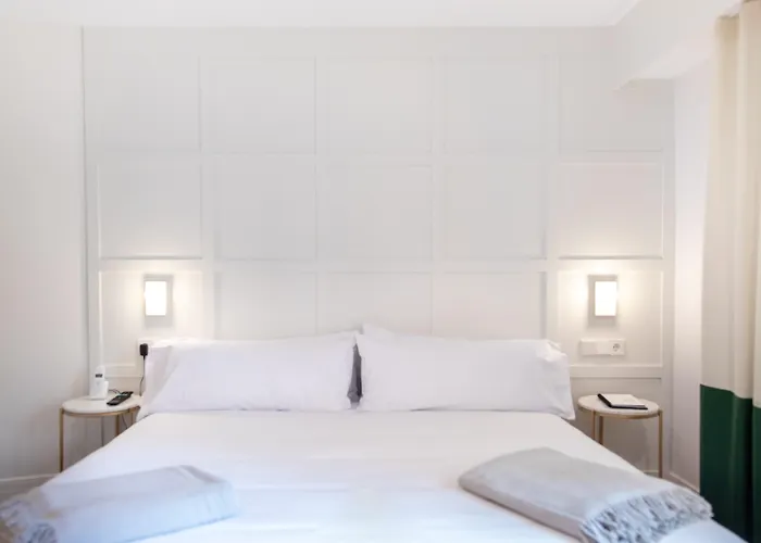 فندق Mate Cosmo - Centre,