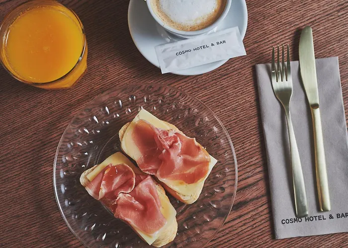 فندق Mate Cosmo - Centre, 3*