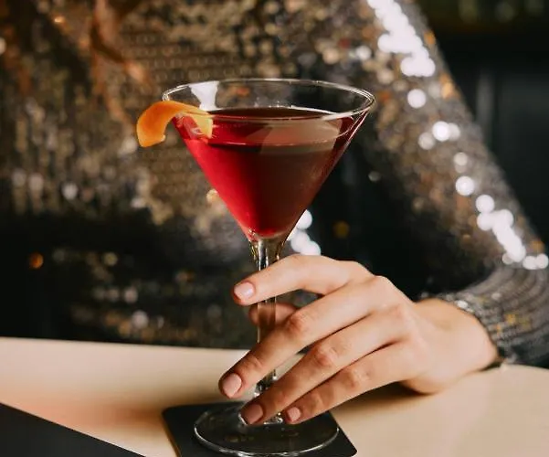 Mate Cosmo - Centre, Hotel 3*